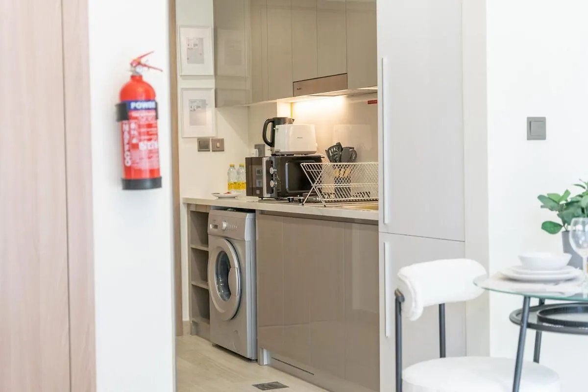 Homey Studio Apartment Perfect For 2 In Meydan Ντουμπάι